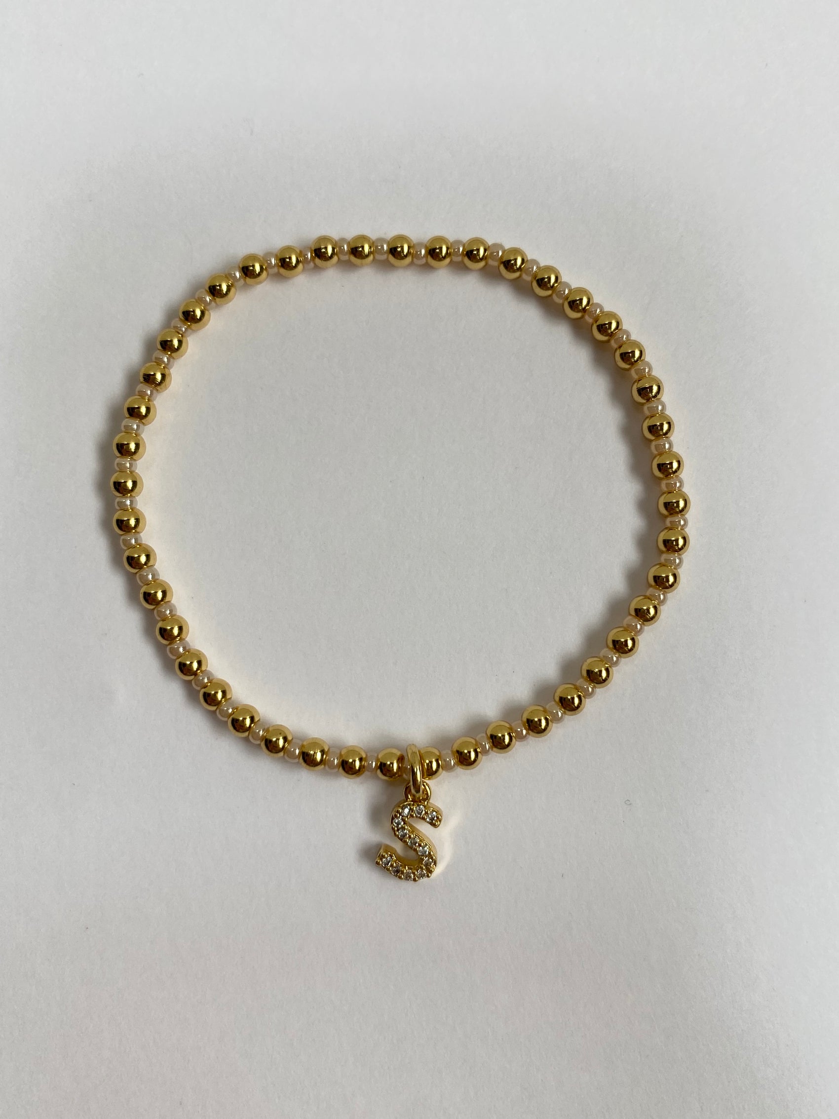 PULSERA CHAQUIRAS CON INICIAL