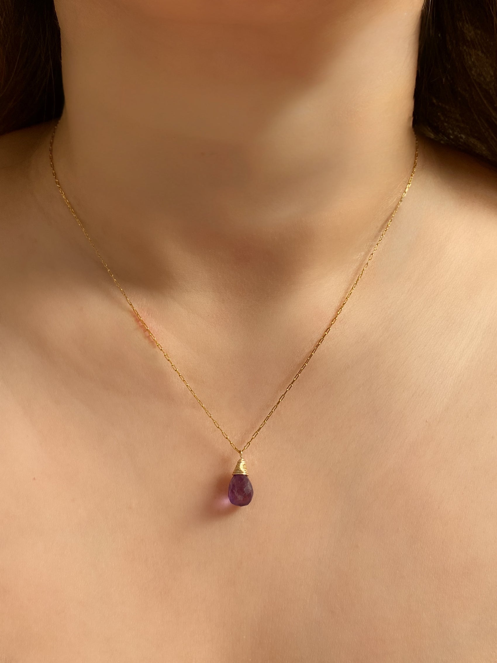 COLLAR PIEDRA GOTA