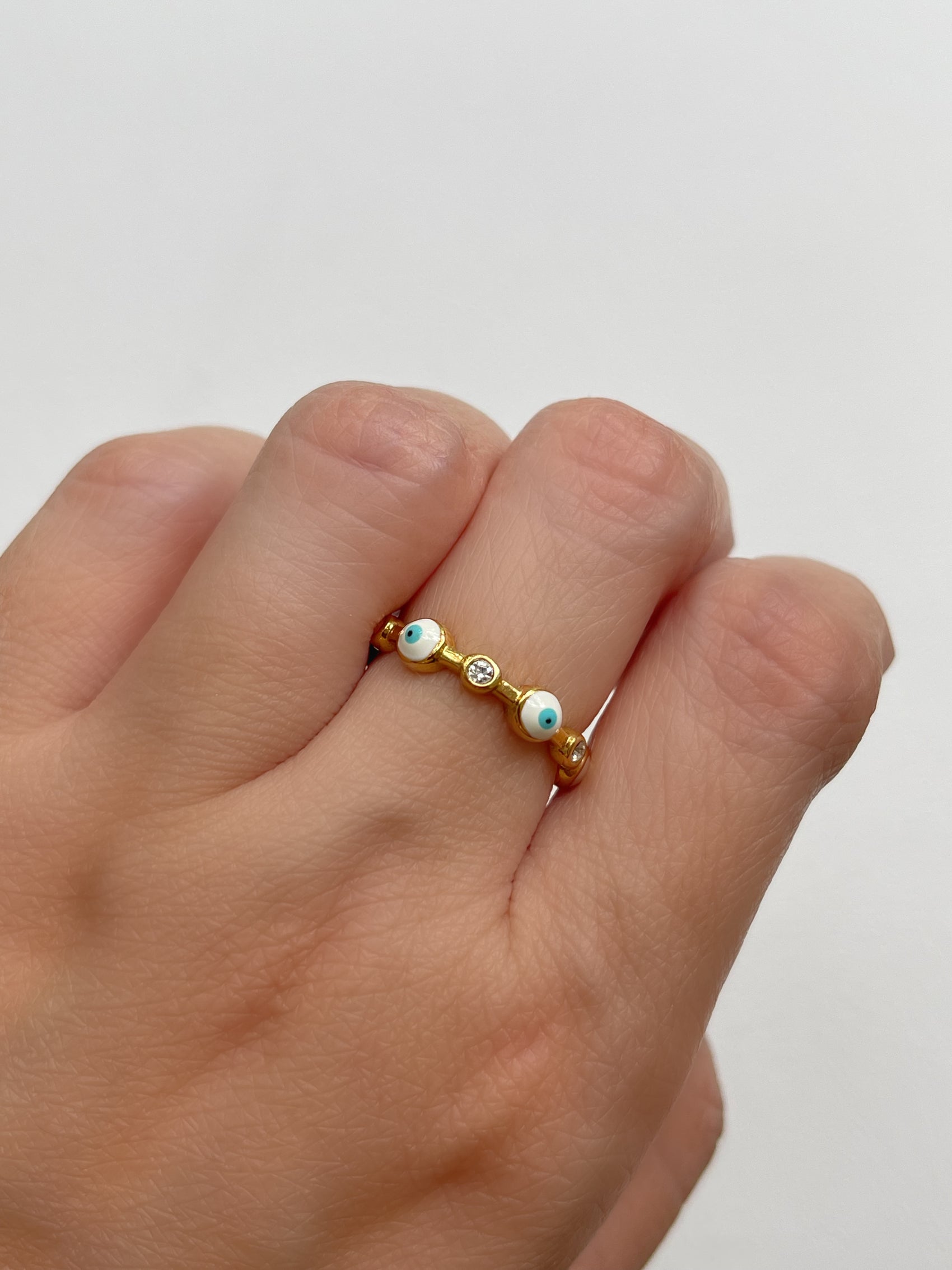 ANILLO OJOS BLANCOS