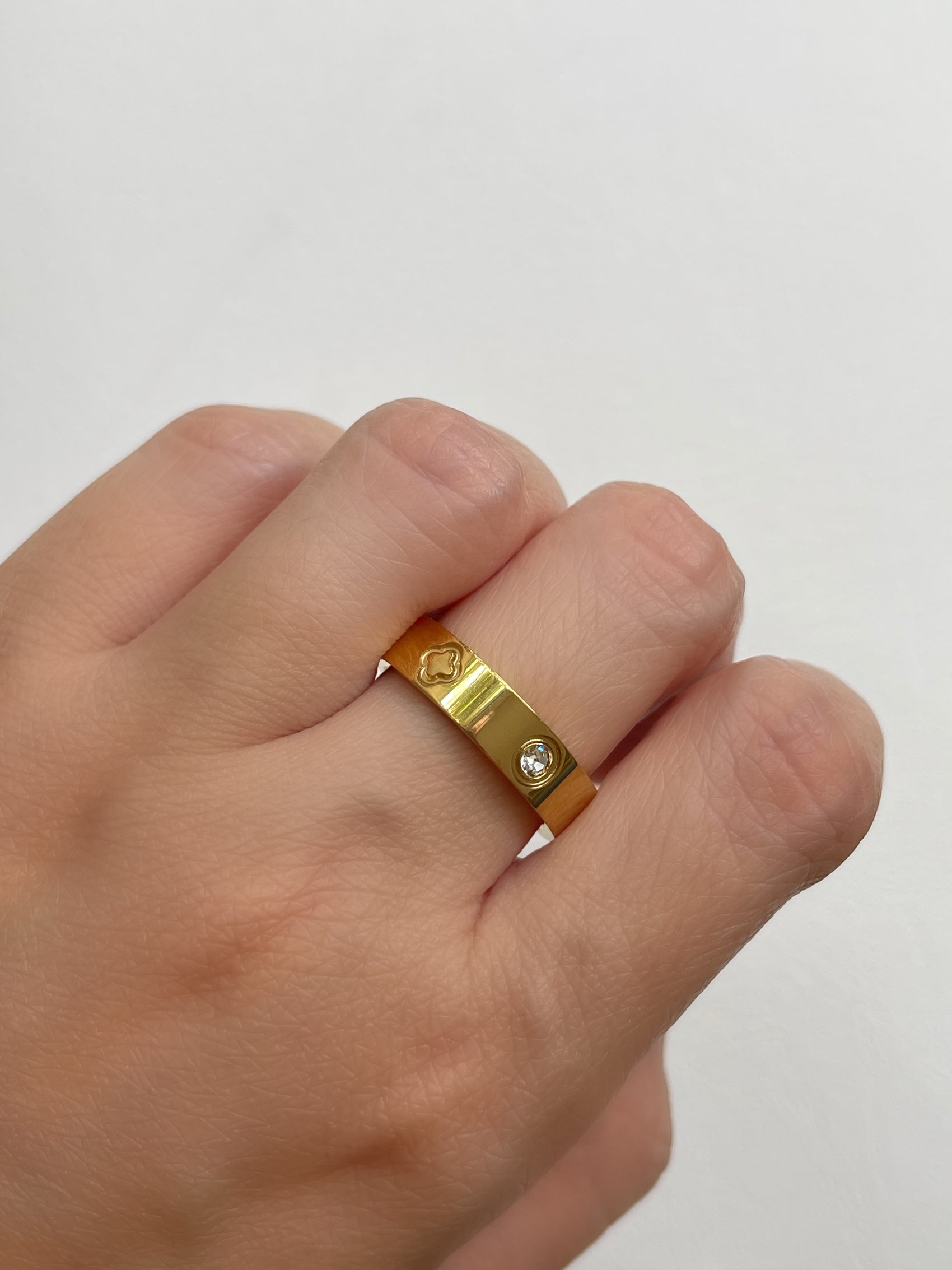 ANILLO TREBOL