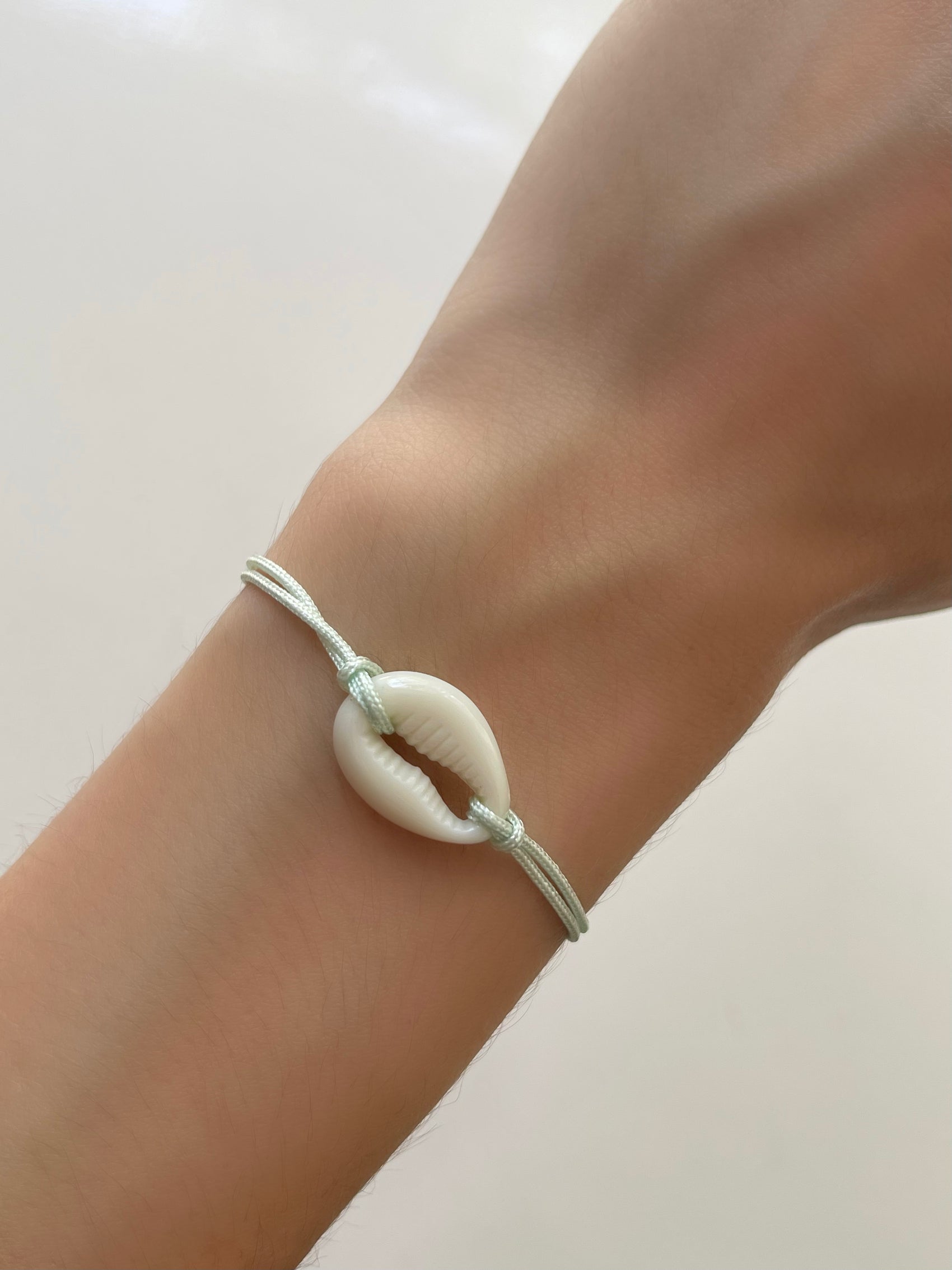 PULSERA CONCHITA BLANCA
