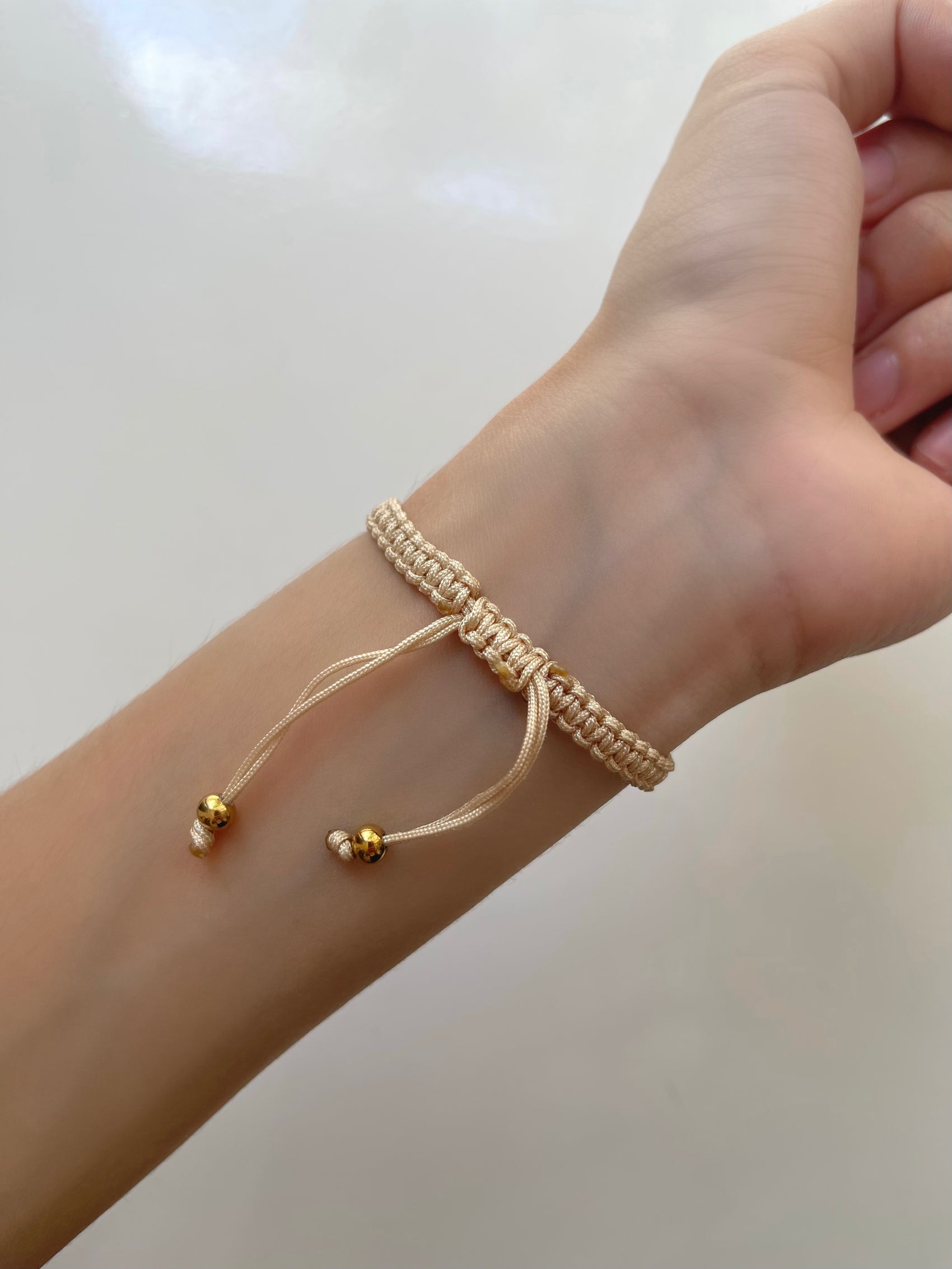 PULSERA CONCHITA DORADA