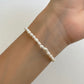 PULSERA PERLAS CON SAN BENITO Y CRUZ