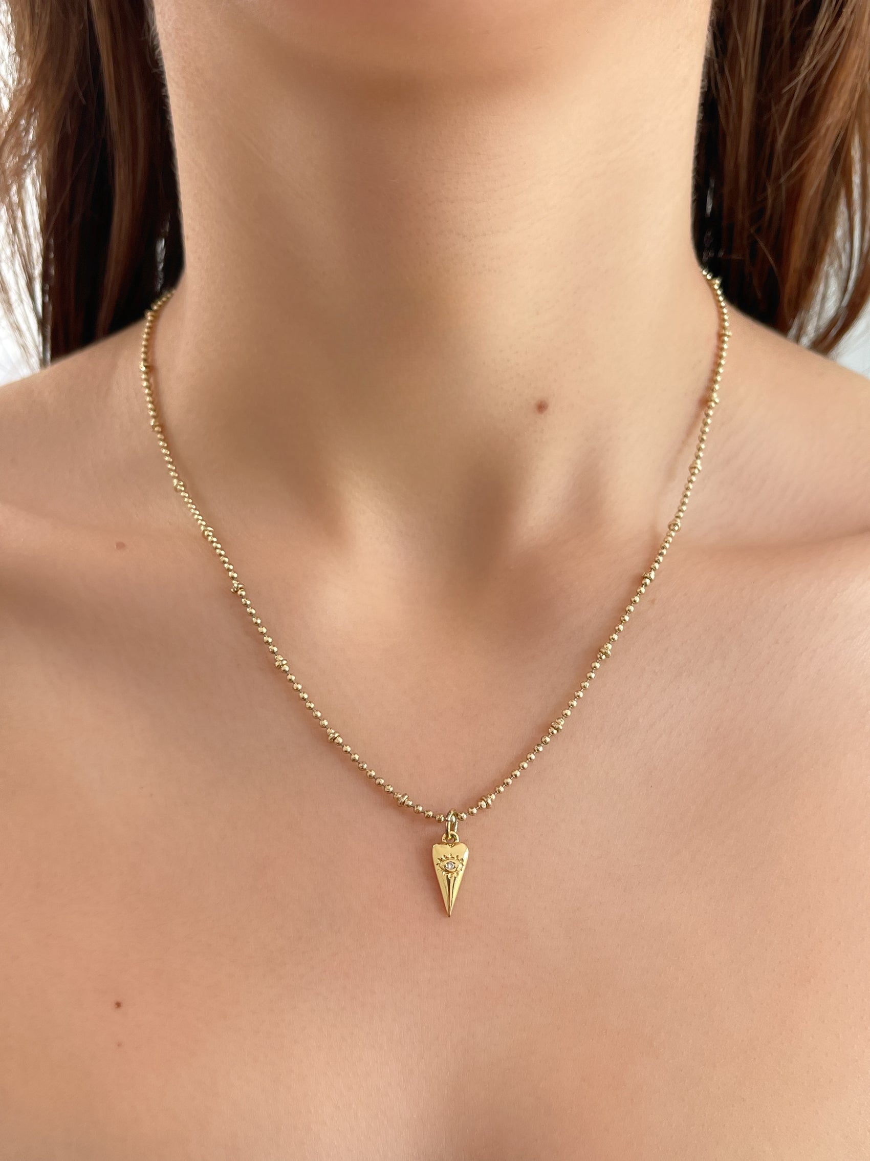 COLLAR DIJE OJO PICO