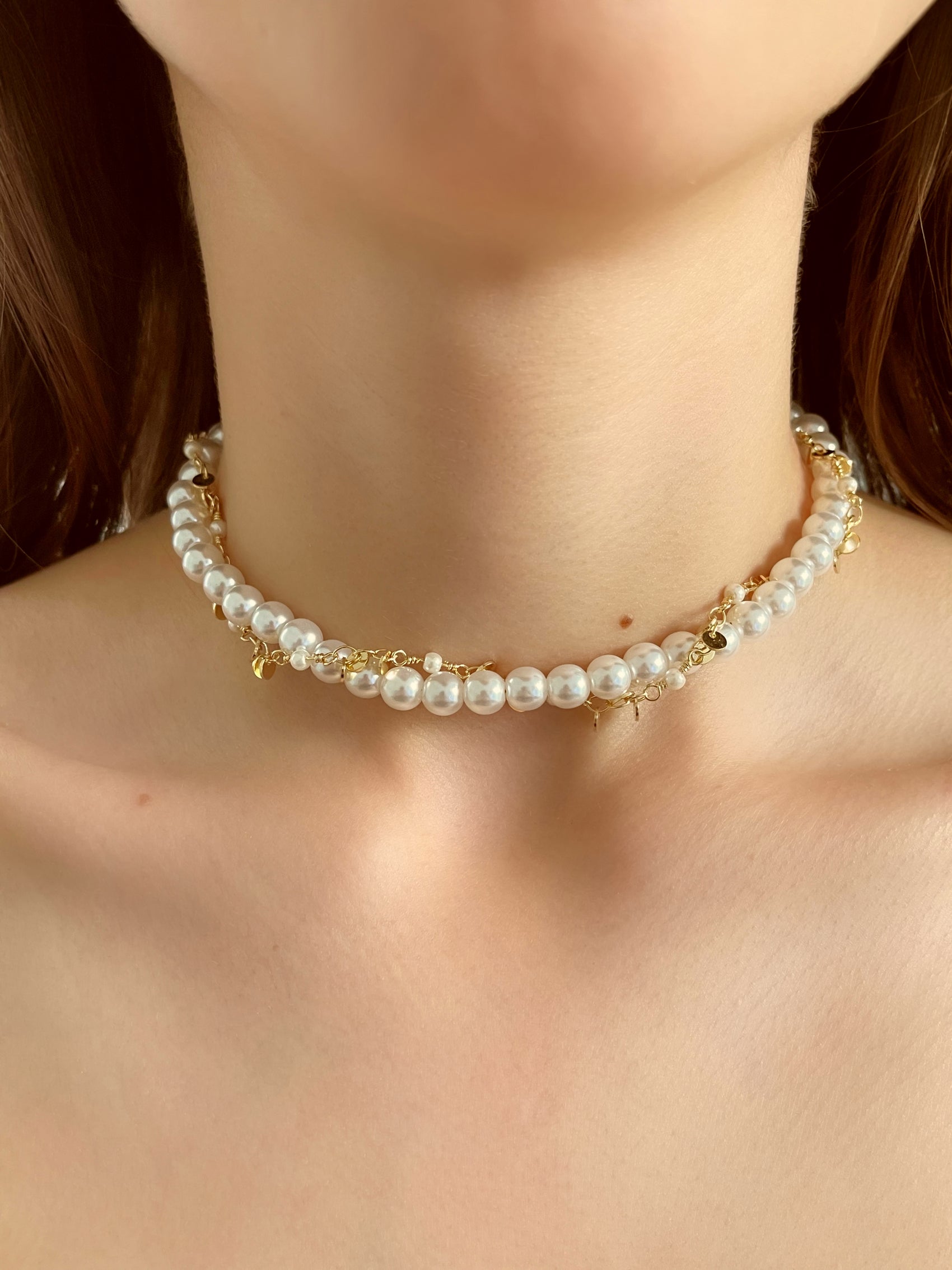CHOKER PERLAS CON CADENA TRENZADA