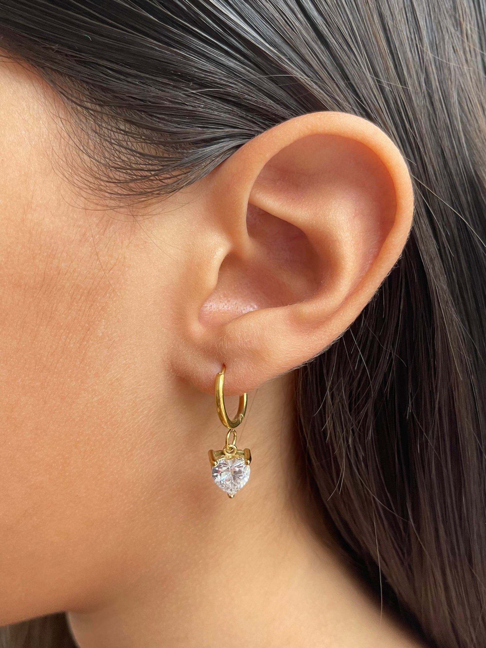 ARRACADAS CORAZON ZIRCONIA