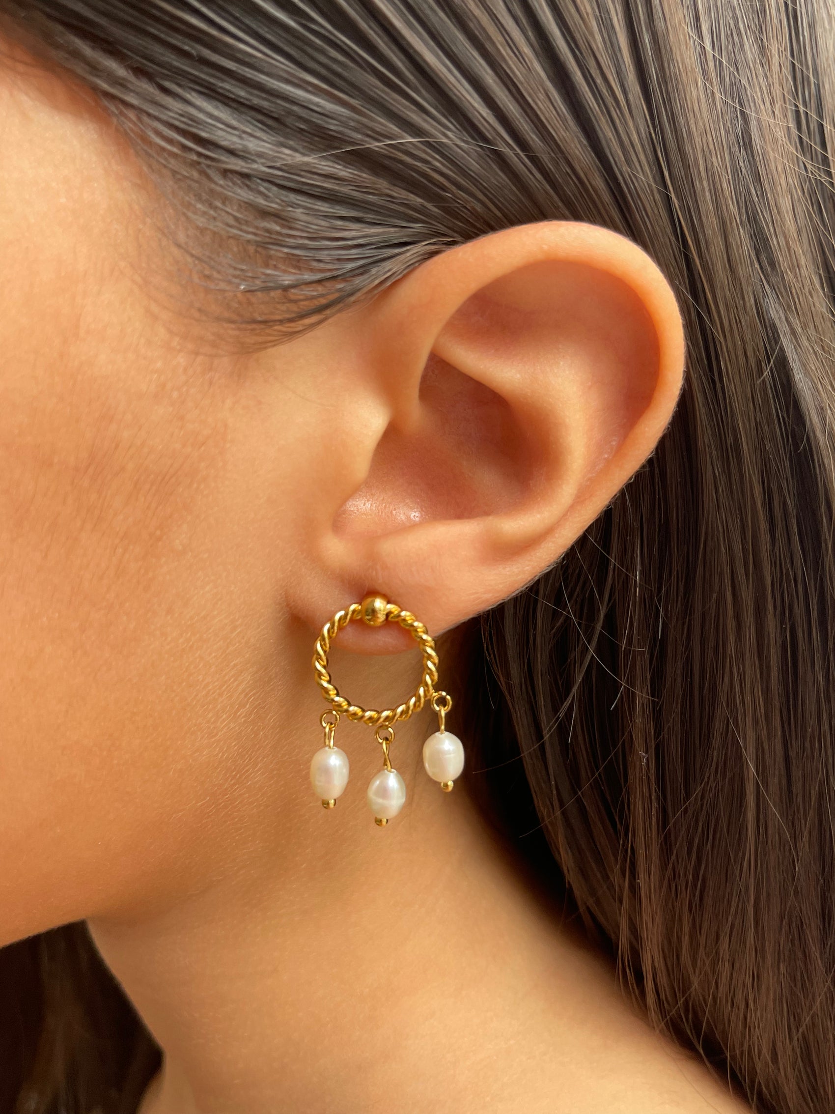 ARETES CÍRCULO CON PERLAS
