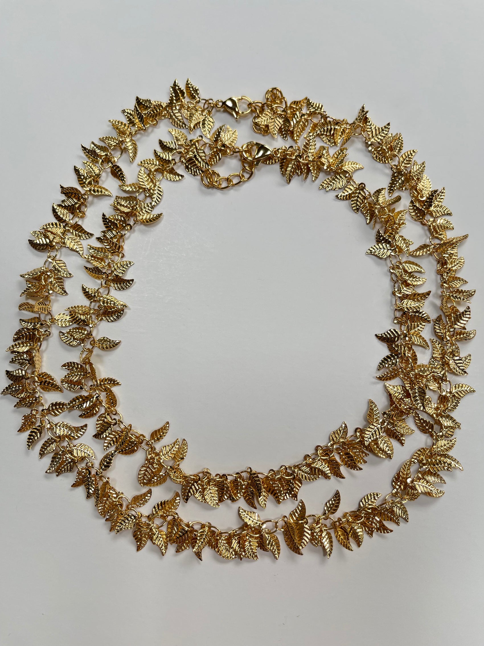 COLLAR HOJITAS
