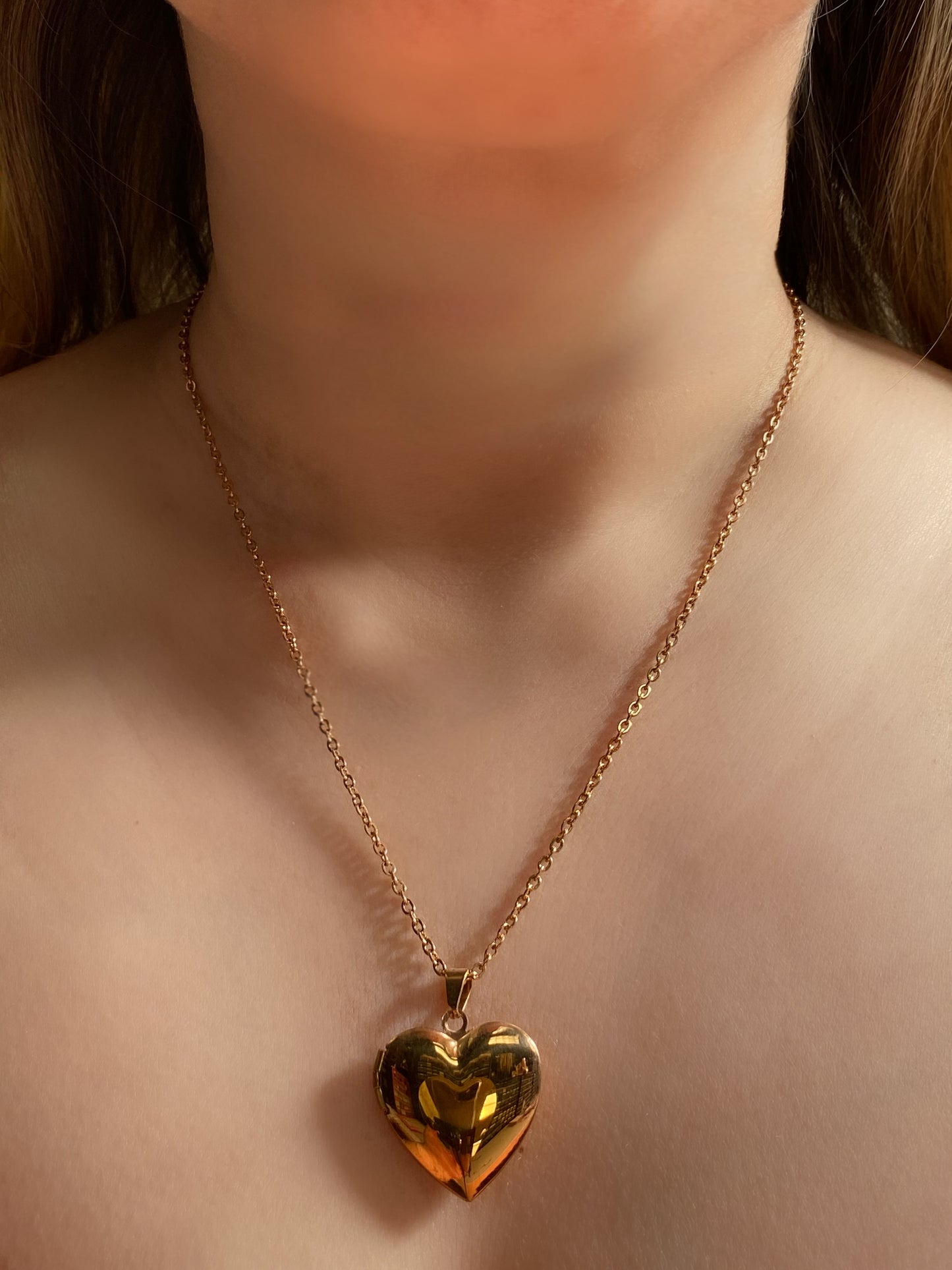 COLLAR CORAZÓN (FOTO)