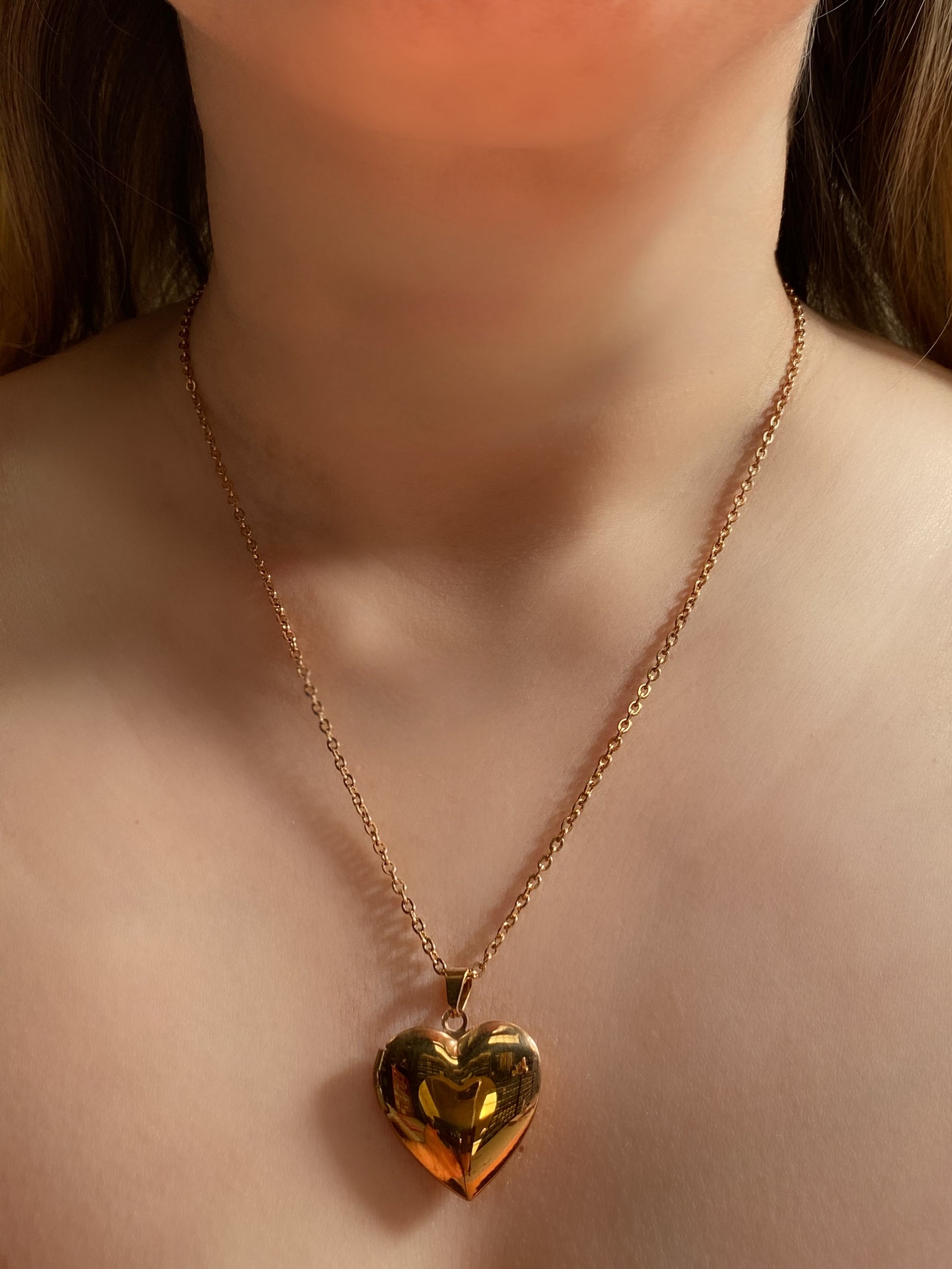 COLLAR CORAZÓN (FOTO)