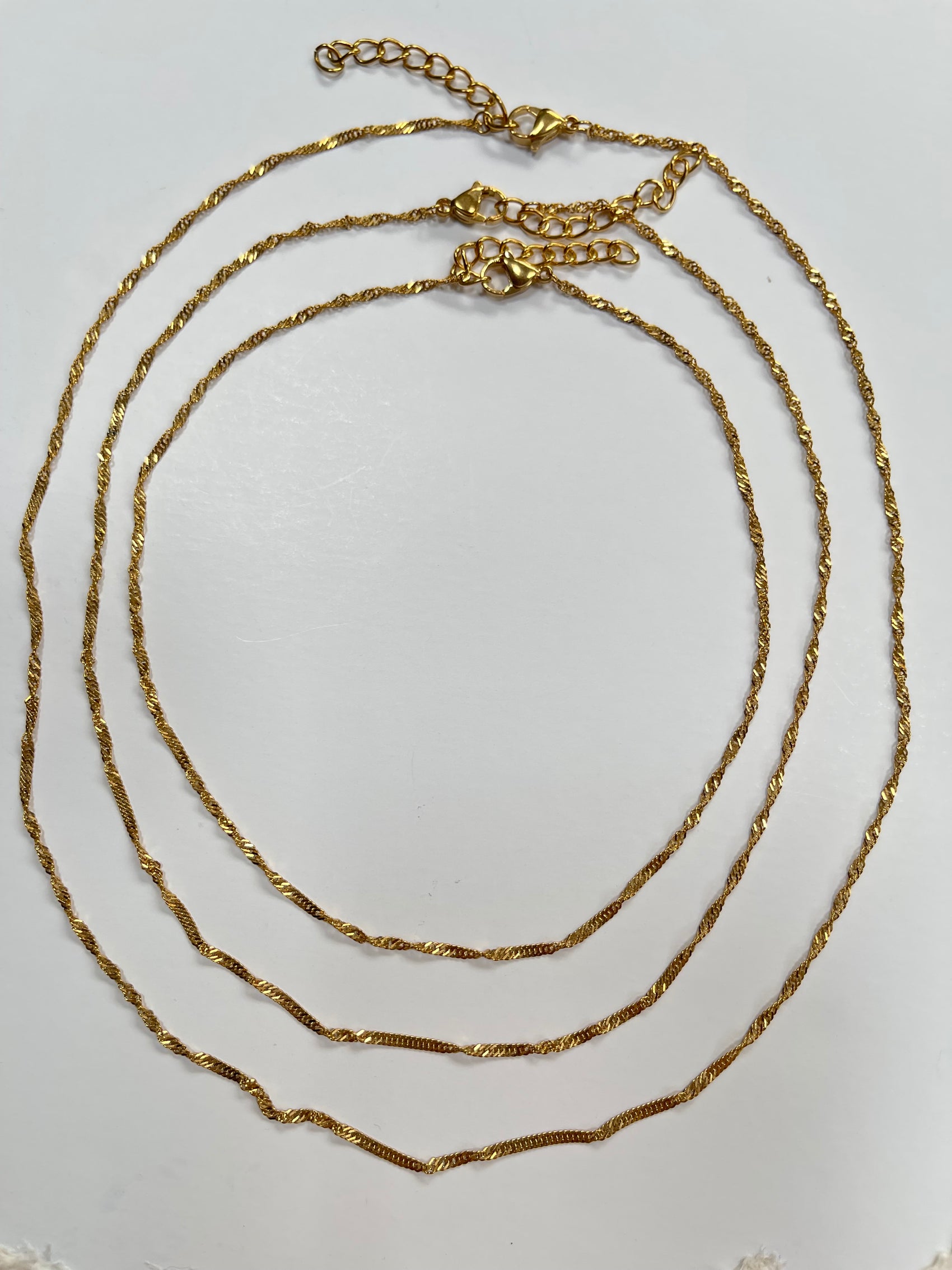 COLLAR CADENA TORCIDA