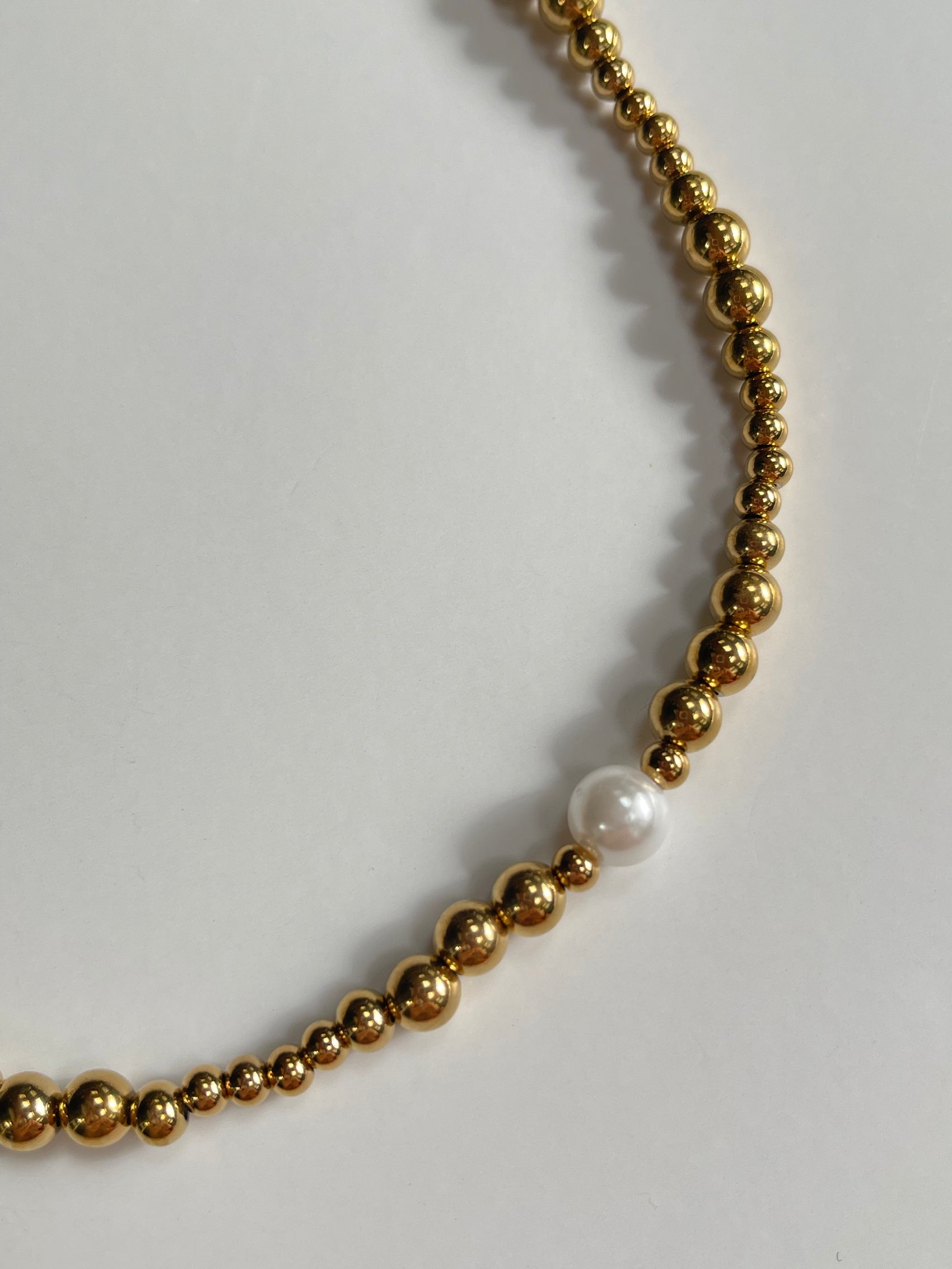 COLLAR BOLITAS CON PERLA