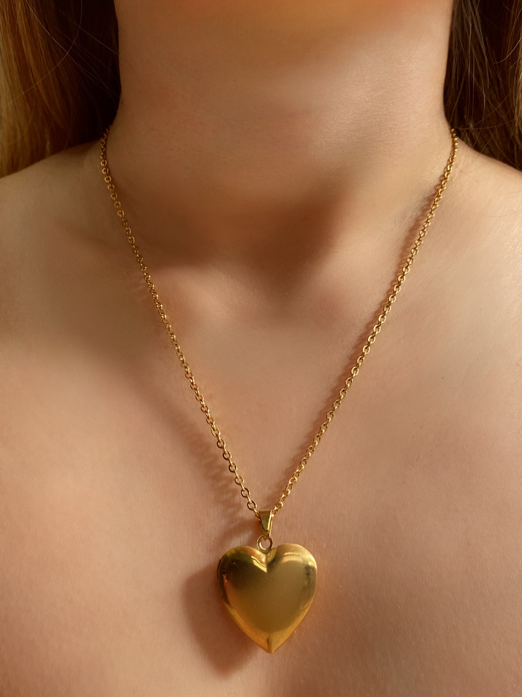 COLLAR CORAZÓN (FOTO)