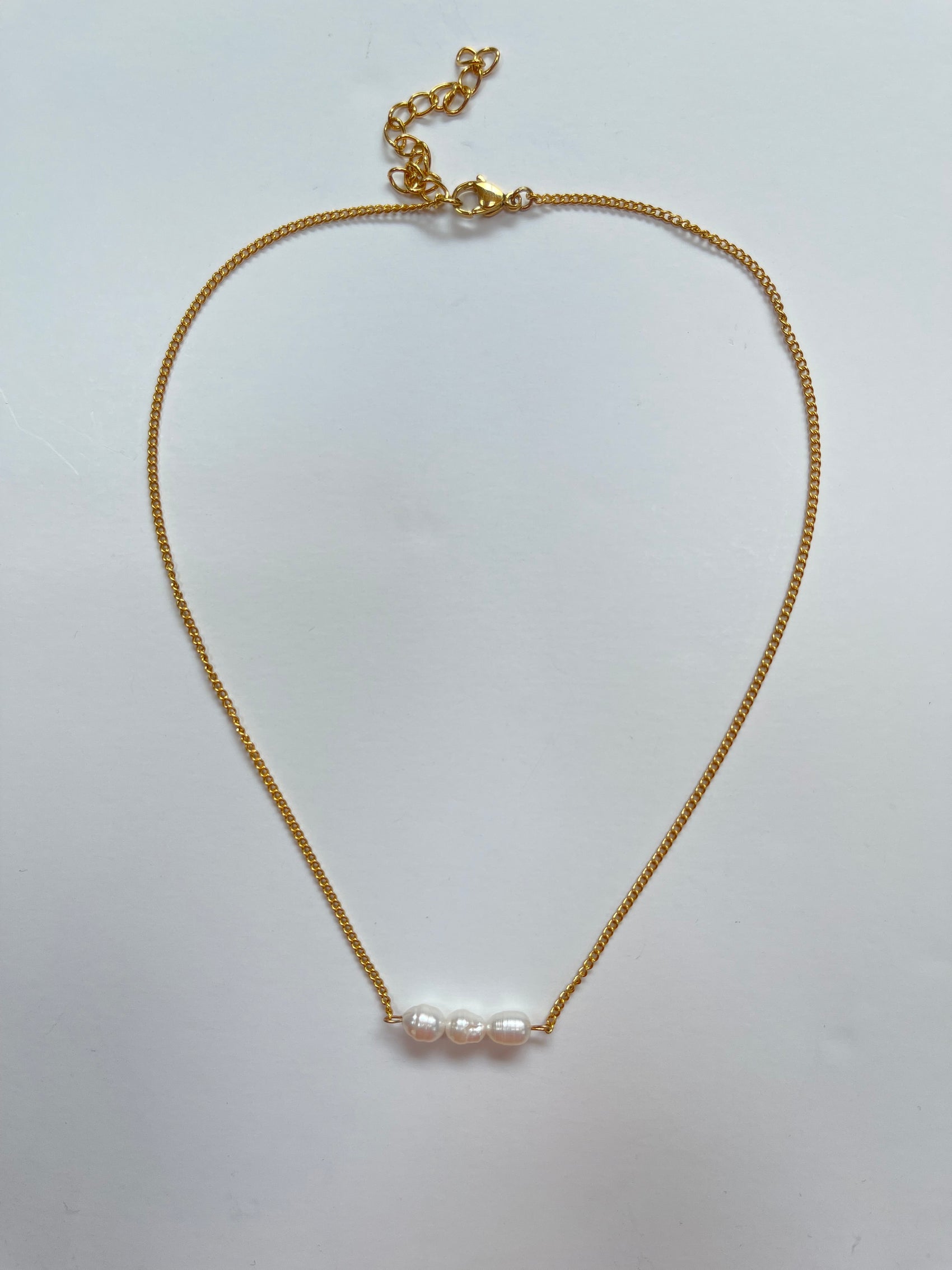 COLLAR 3 PERLAS