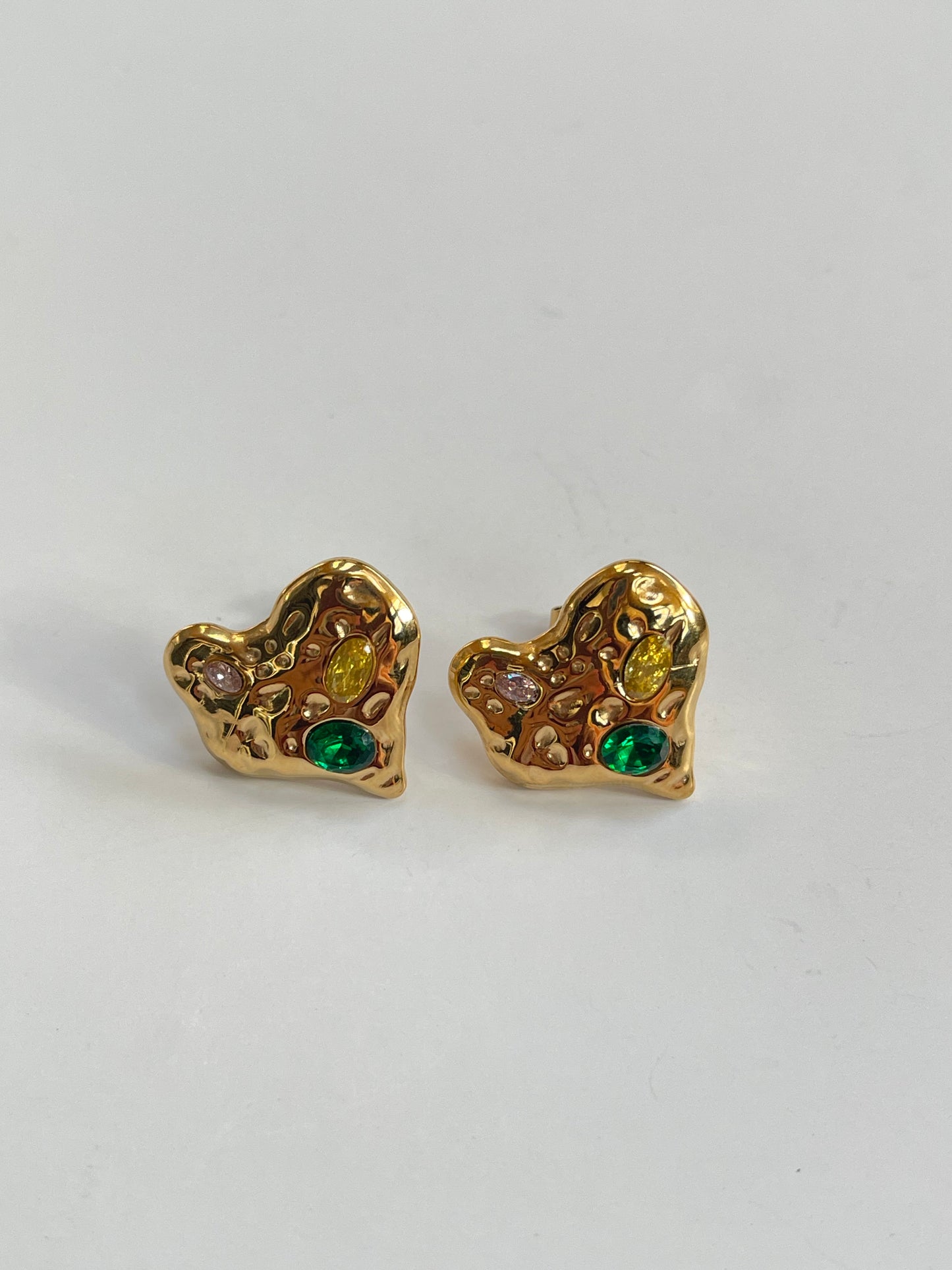 ARETES CORAZÓN CON CRISTALES