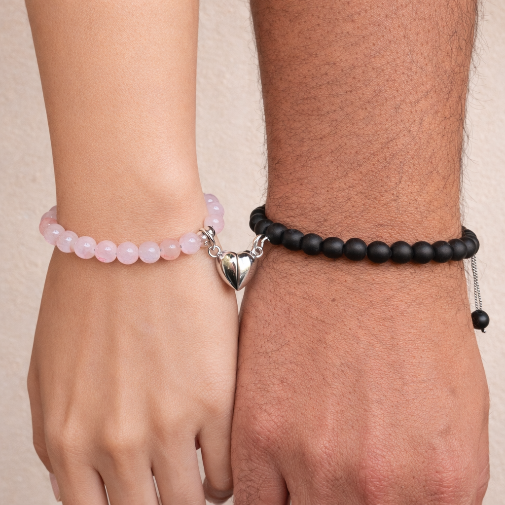 set de pulseras con corazon magnetico, piedras naturales cuarzo rosa y bola negra onix, regalo san valentín.